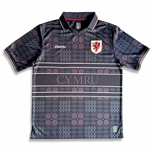 Cymru Caernarfon Third Jersey