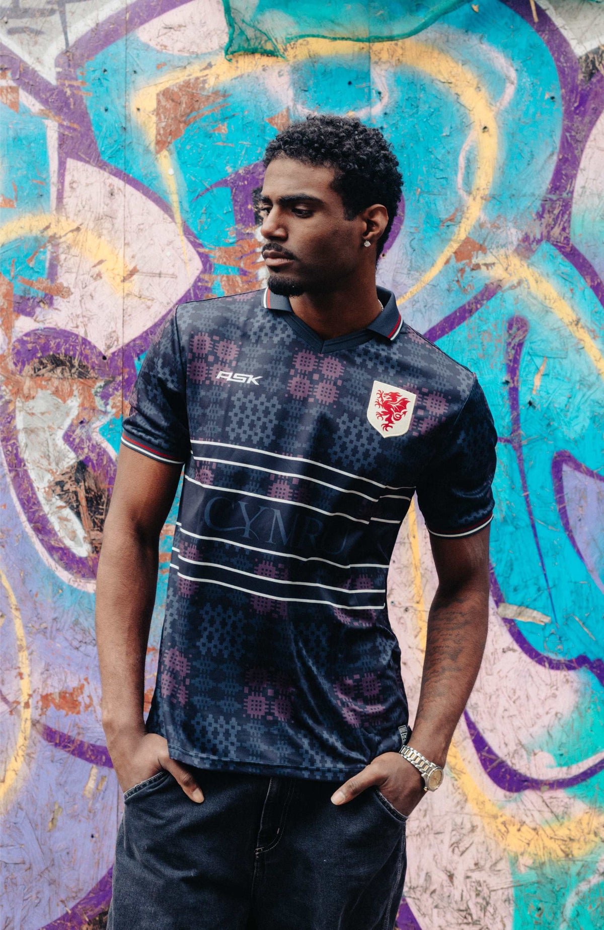 Cymru Caernarfon Third Jersey — view 5
